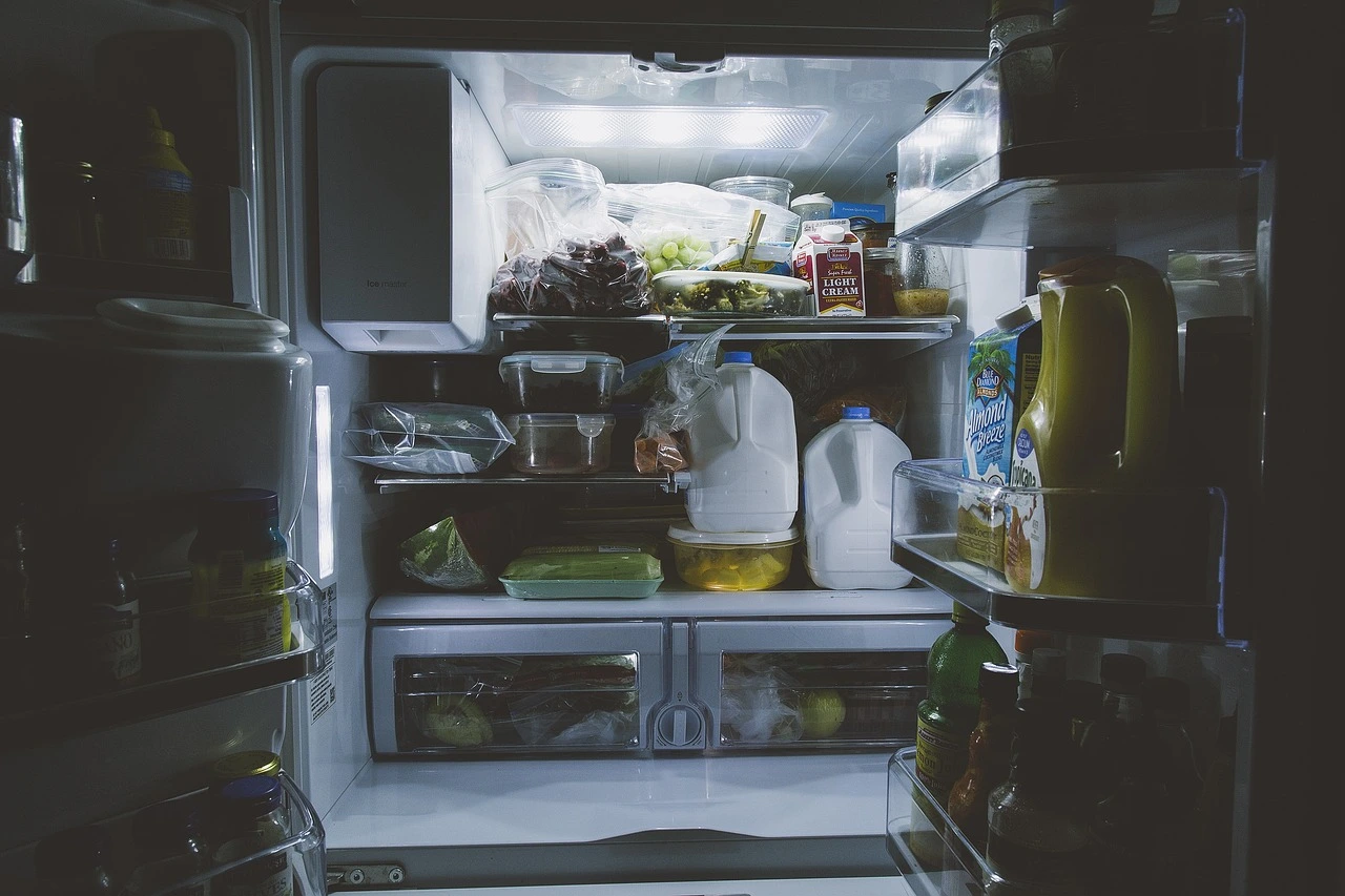 Køleskabskøb på et budget: Dine muligheder og hvad du skal være opmærksom på